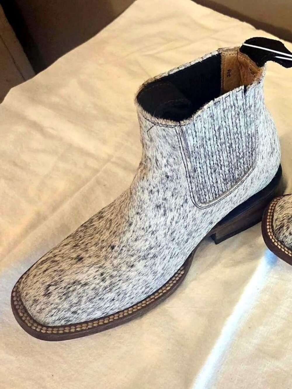 Stiefeld Hair On Cowhide Chelsea Ankle Boots White Gray Brown Square Toe Size 4